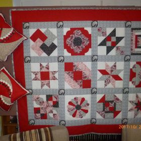 Výstavka Kamily Zachové - Patchwork a Hany Jirákové - Paličkování