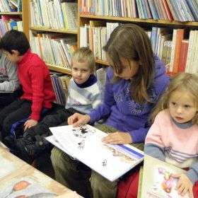 Celé Česko čte dětem aneb DĚTI - DĚTEM, čtení dětem z Dětského domova v Kamenici nad Lipou
