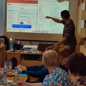 Digitální odysea - Jak na chytrý telefon - GOOGLE/APPLE účet